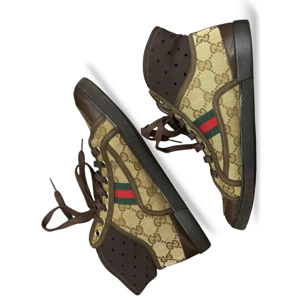 Gucci gg supreme